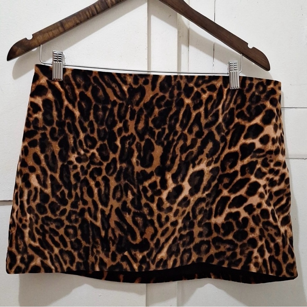 Zara Leopard Animal Print Velvet Mini Skirt